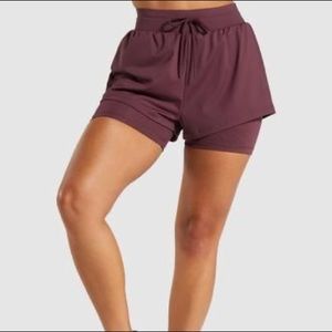 **SOLD** Gymshark Lustre 2-in-1 Shorts Winter Berry/Berry Red